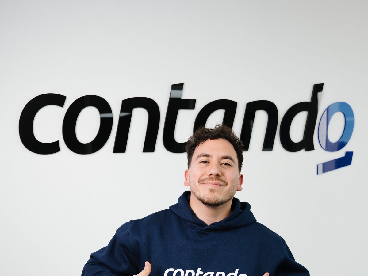Equipo de GO Auditores con la marca Contando